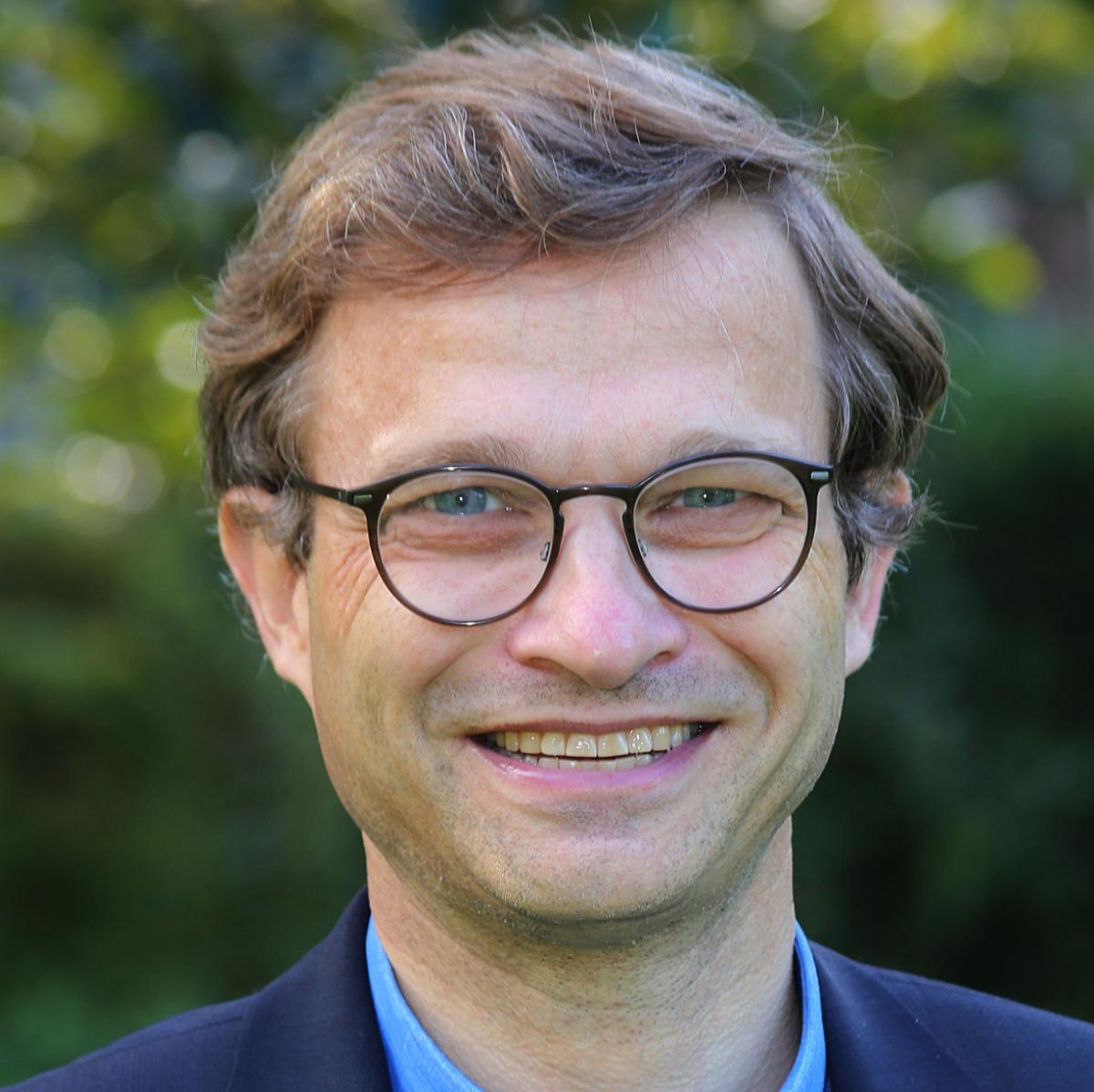 Prof. Dr. Dr. Elmar Nass